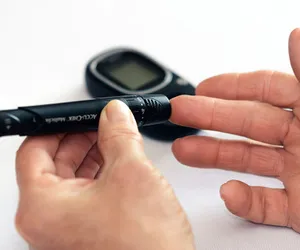 Mortes de pessoas hospitalizadas por COVID-19: o papel do diabetes